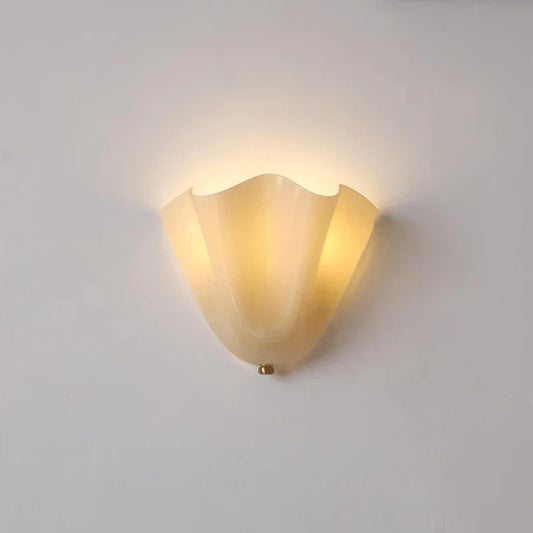 Petalia Wall Light
