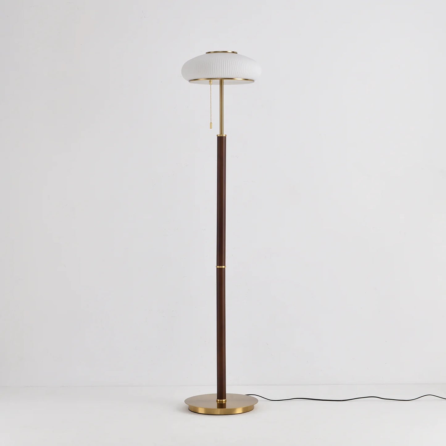 Ovalo Floor Lamp