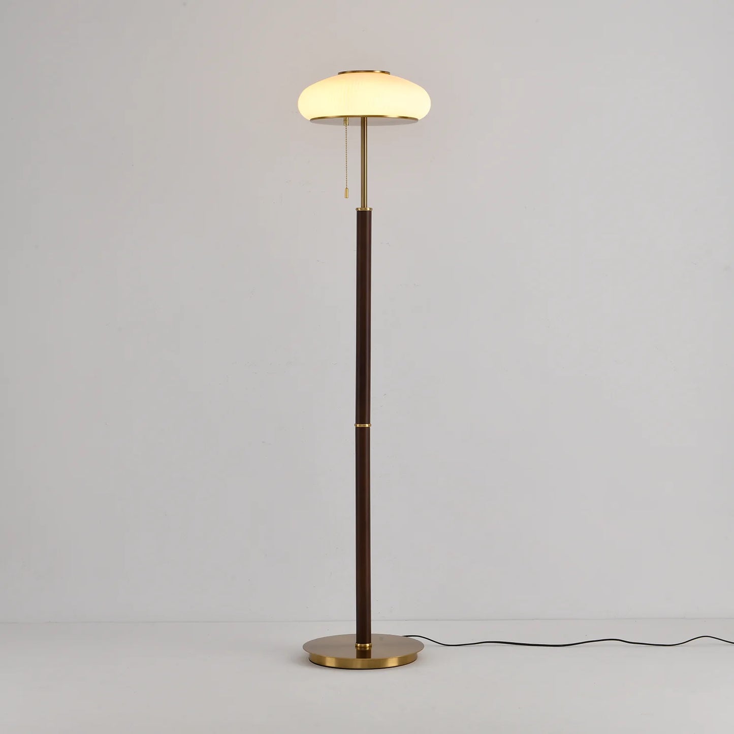 Ovalo Floor Lamp