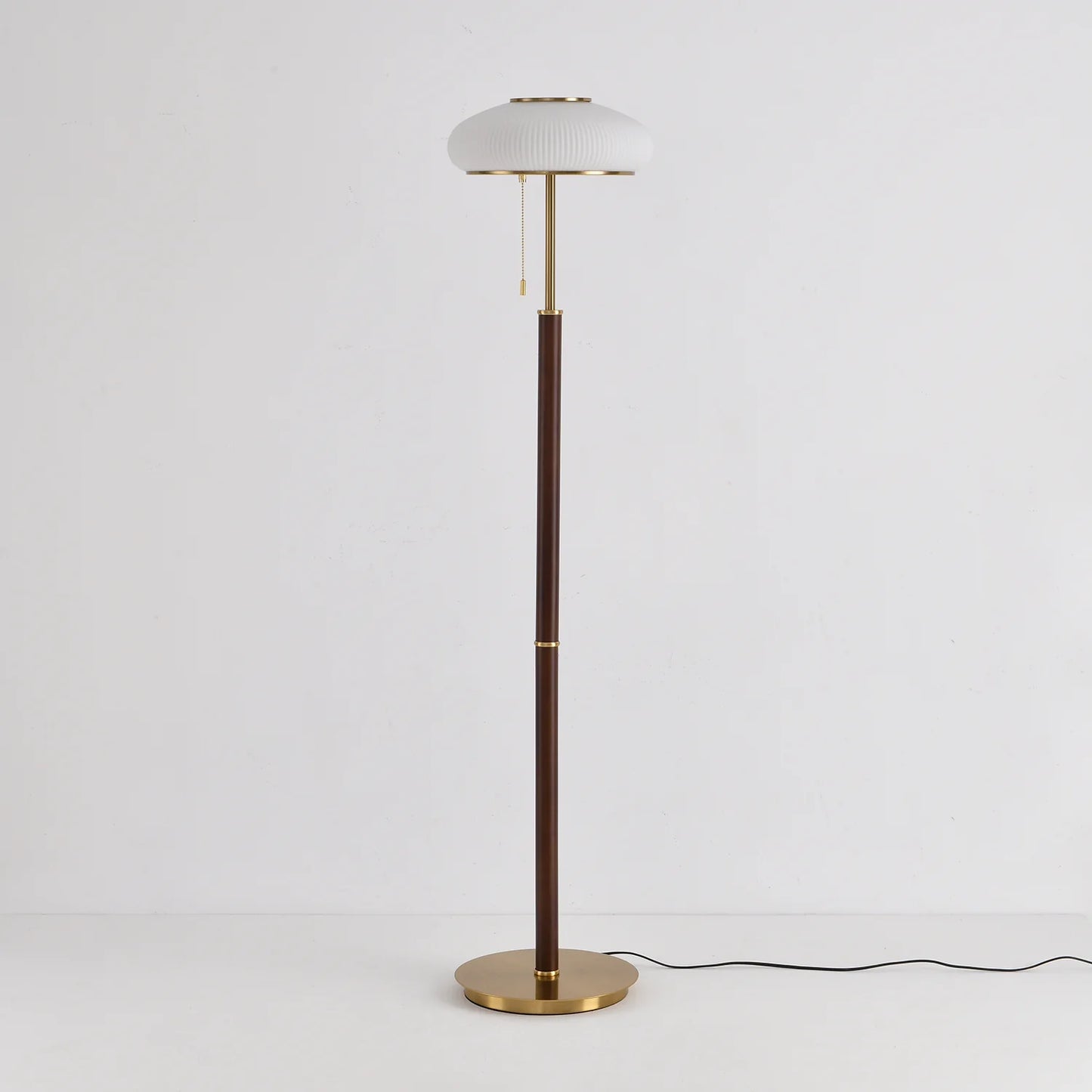 Ovalo Floor Lamp