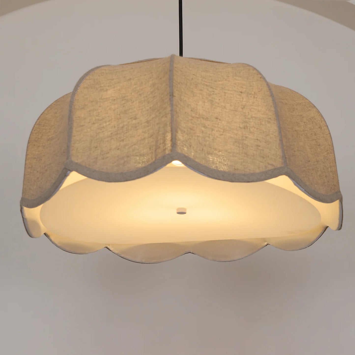 Banana Leaf Pendant Lamp
