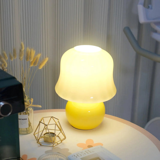 Creamy Mushroom Table Lamp