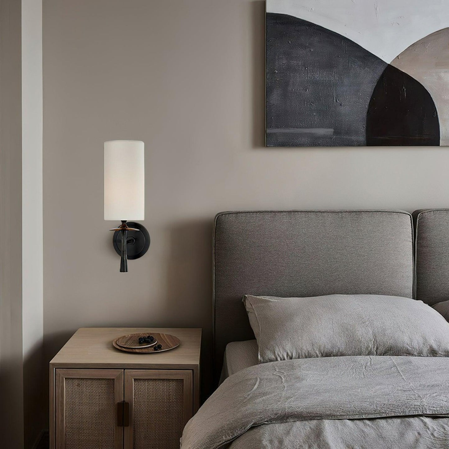 Crescent Glow Wall Lamp