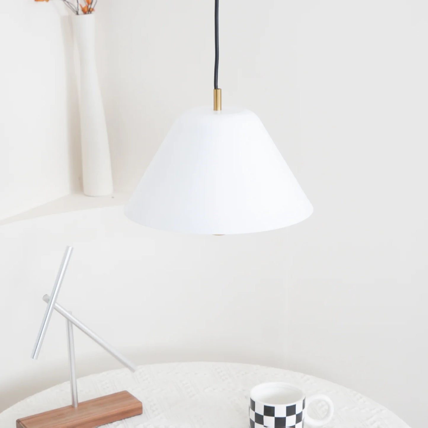 Minimalist Pendant Lamp