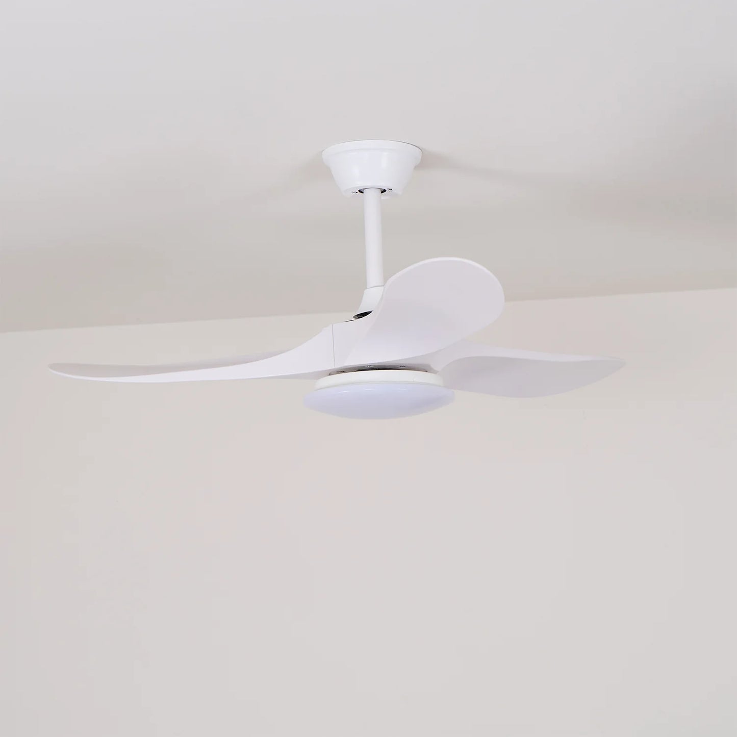 Maverick 42"/52" Ceiling Fan Light