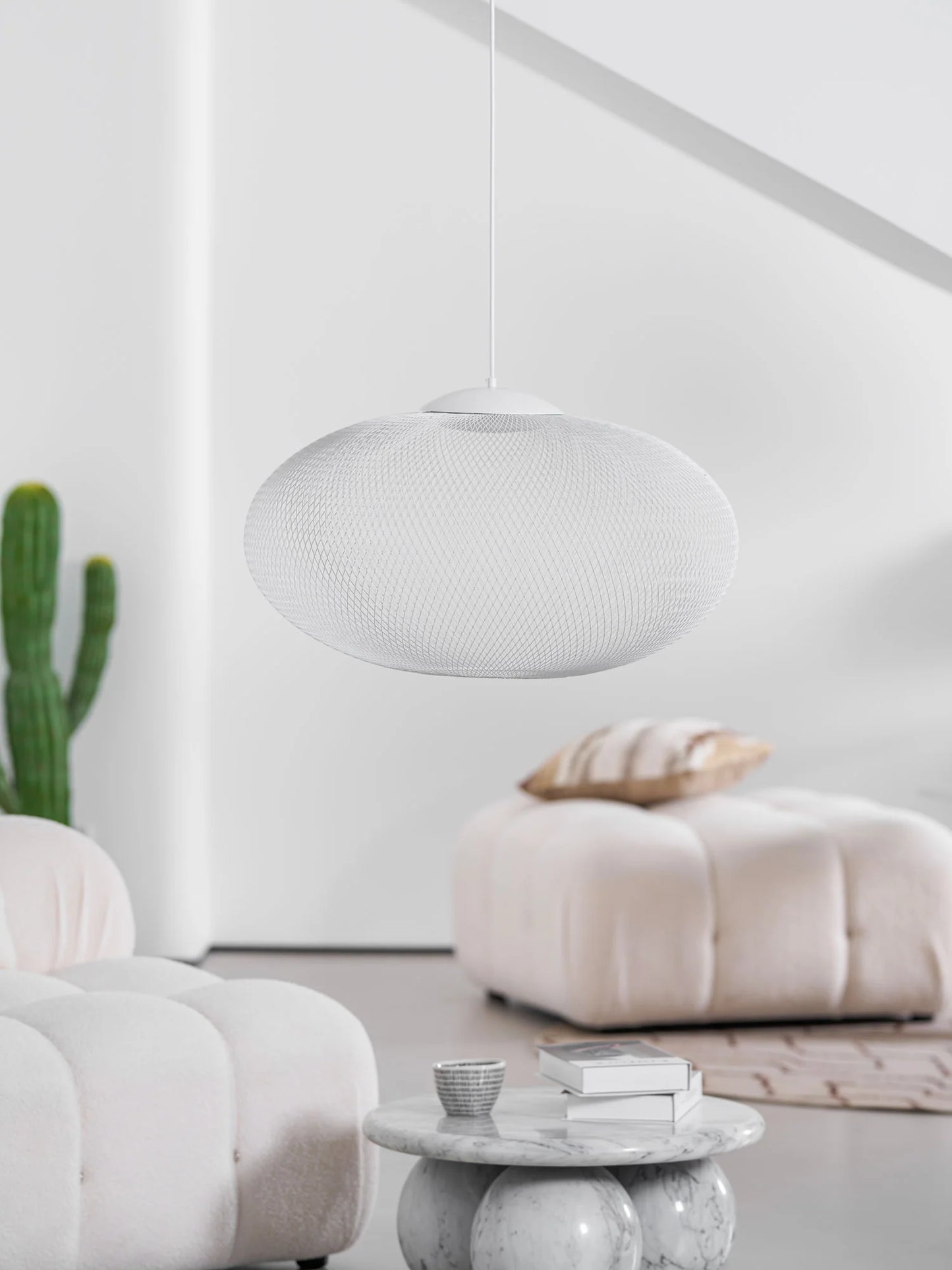 Metallic Meshwork Pendant Lamp