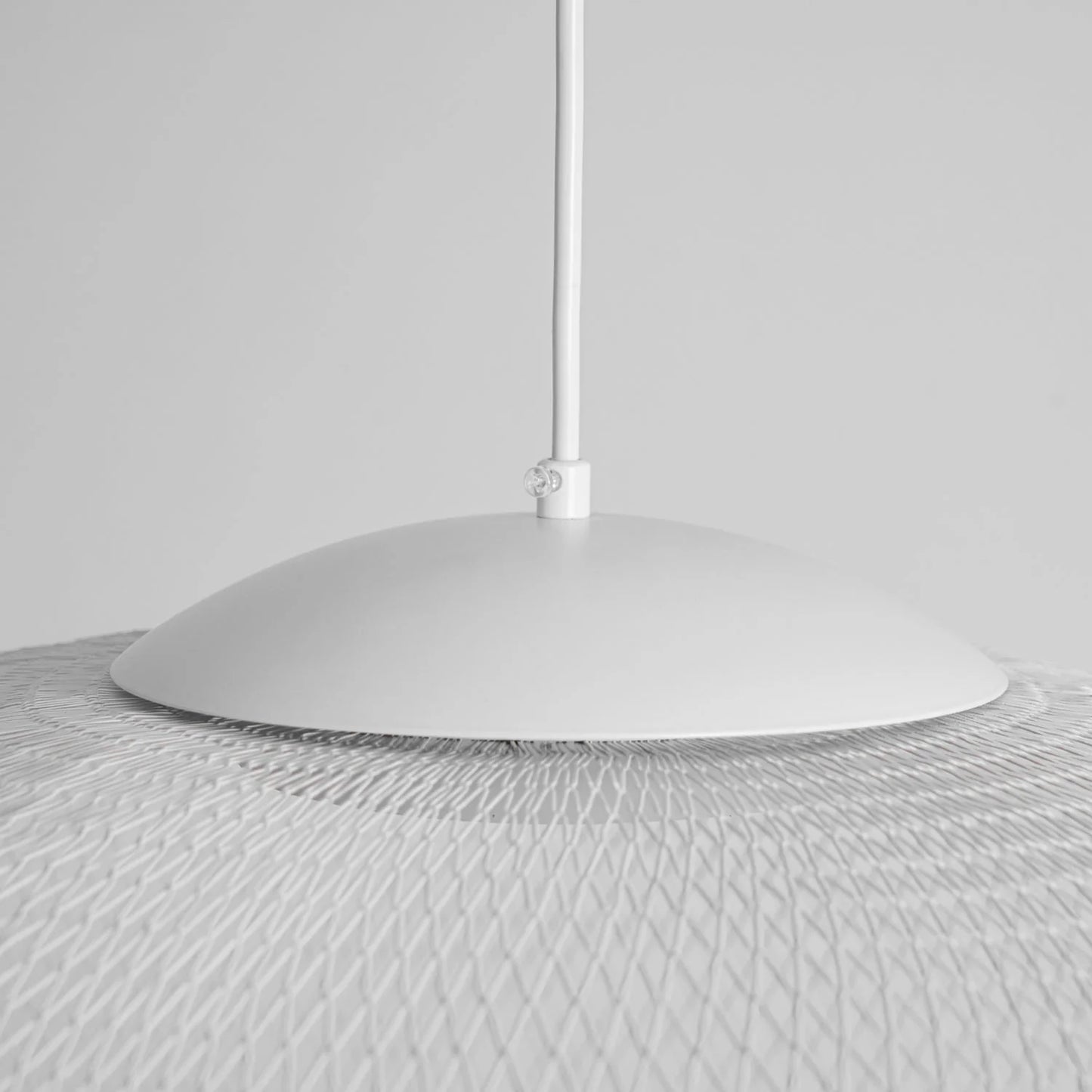 Metallic Meshwork Pendant Lamp