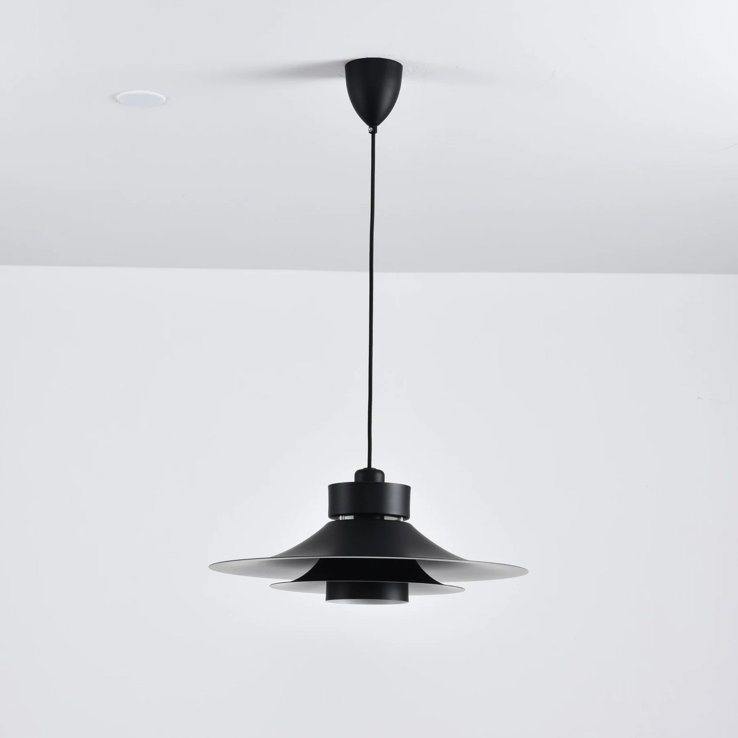 Nero Eclipse Pendant Lamp