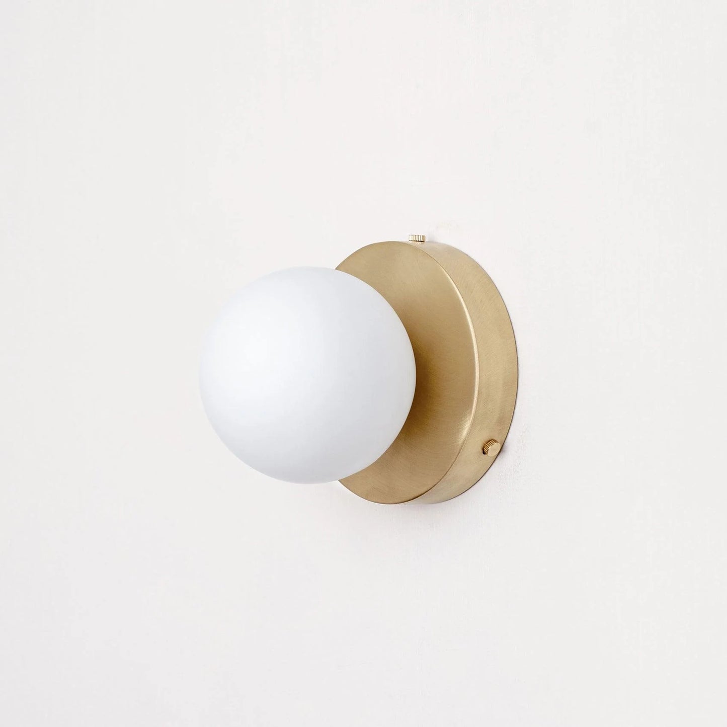 Nuvol Wall Lamp