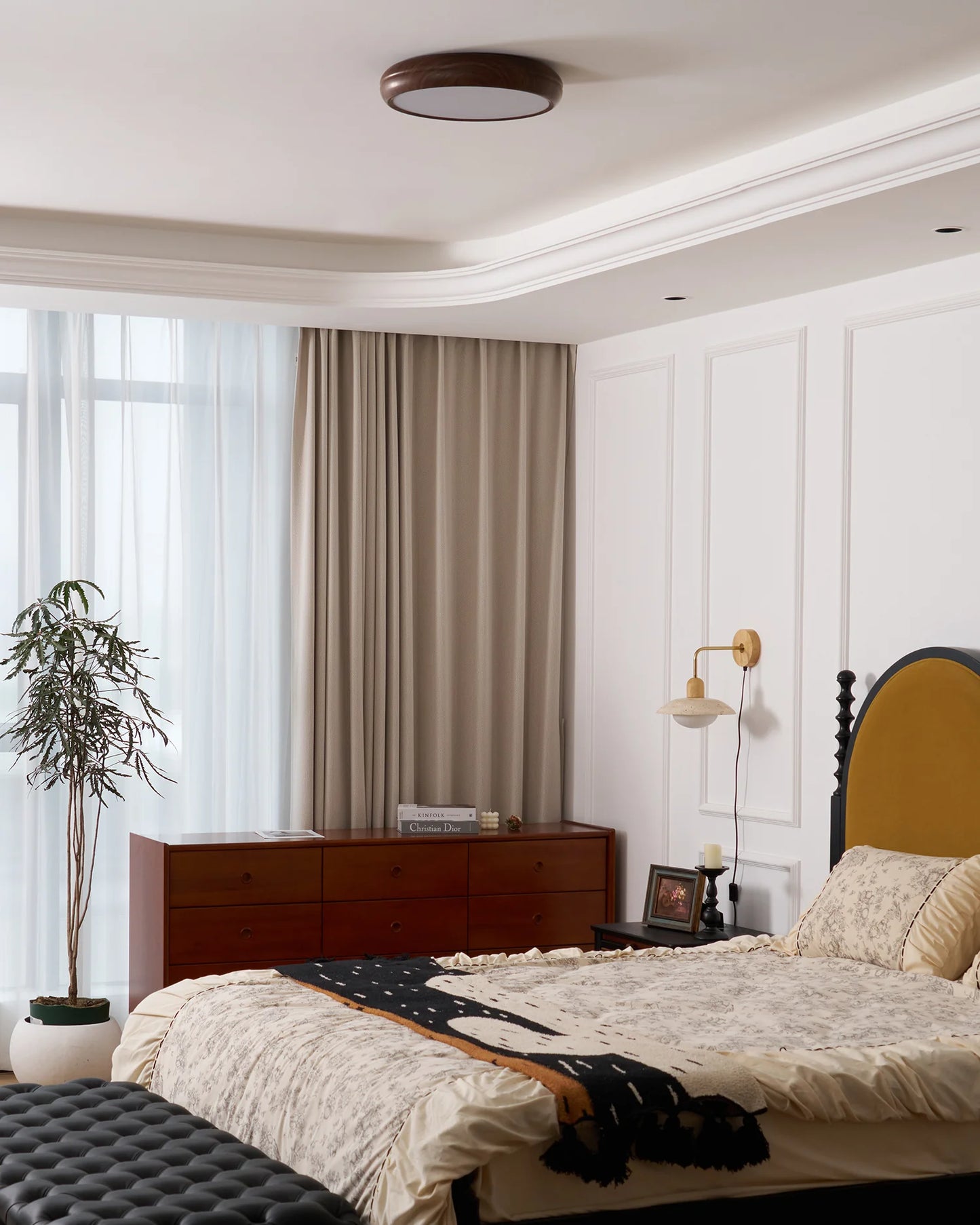 Wood Grain Round Ceiling Lamp