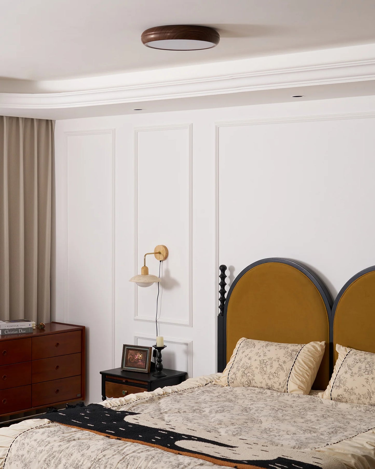 Wood Grain Round Ceiling Lamp