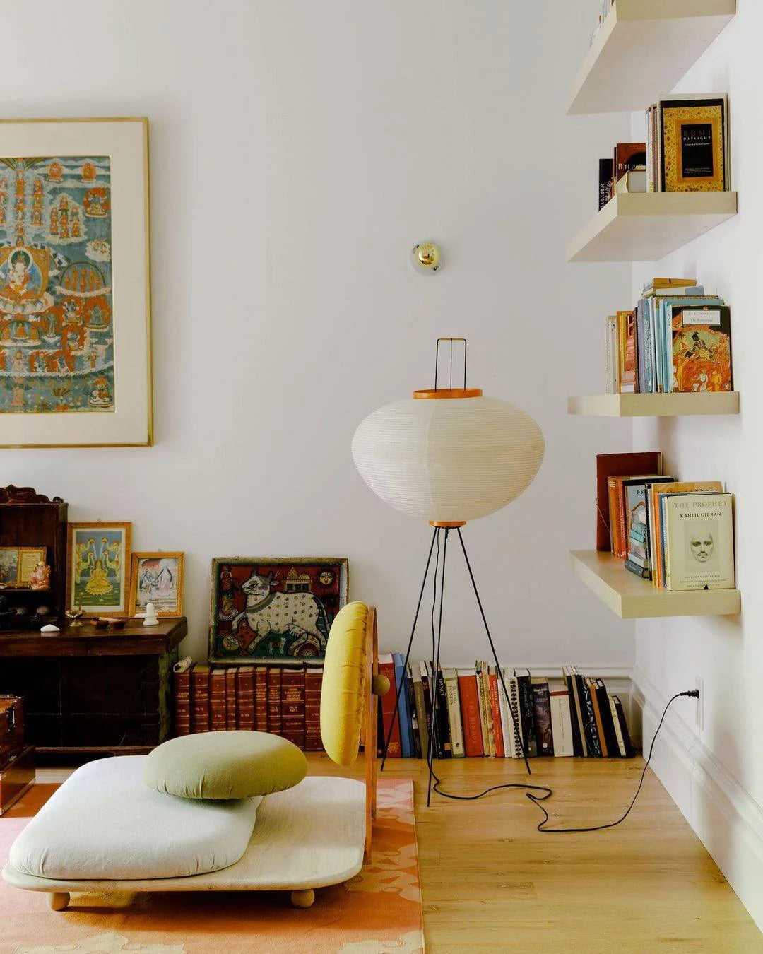Akari 10A Floor Lamp