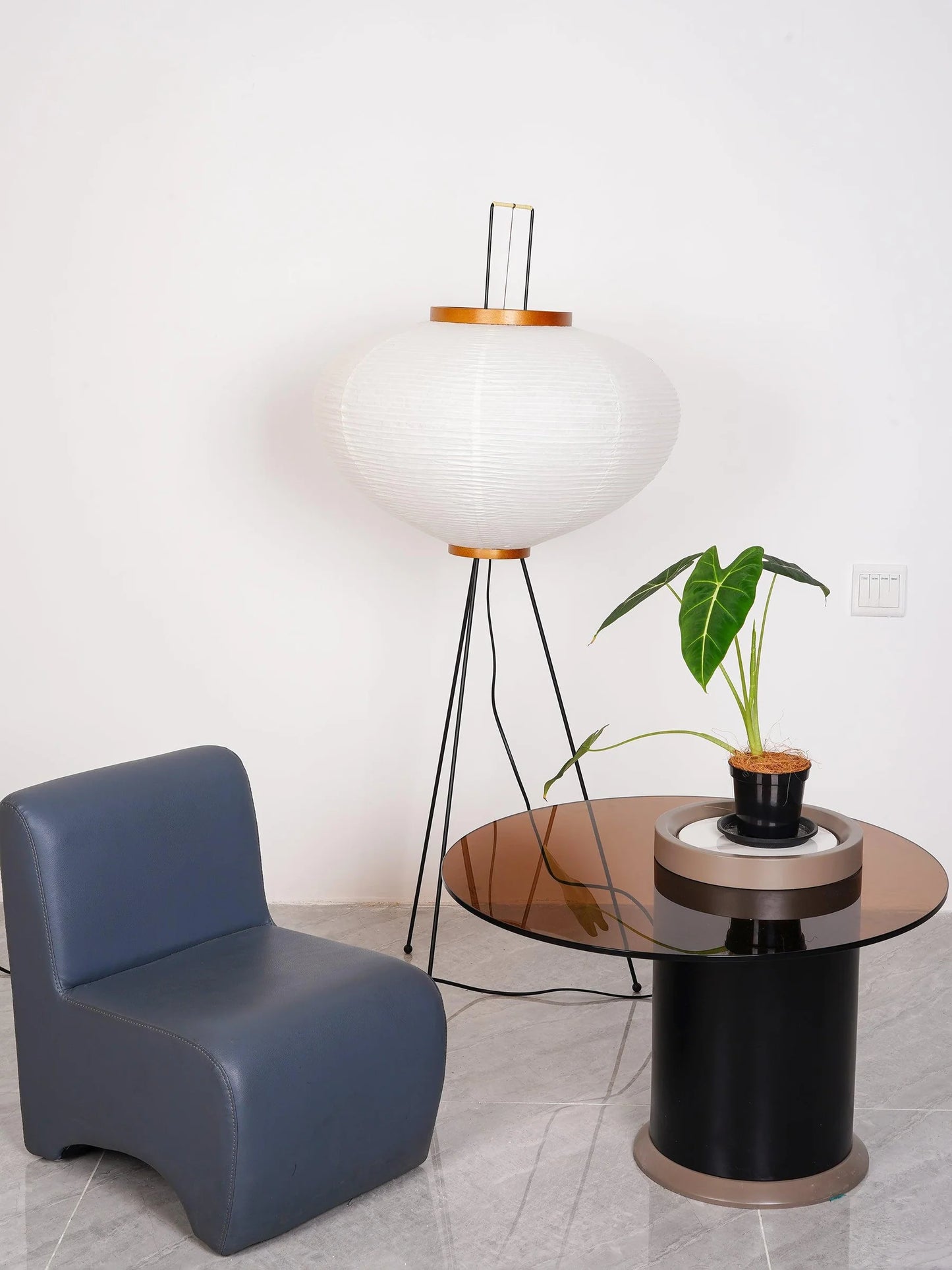Akari 10A Floor Lamp