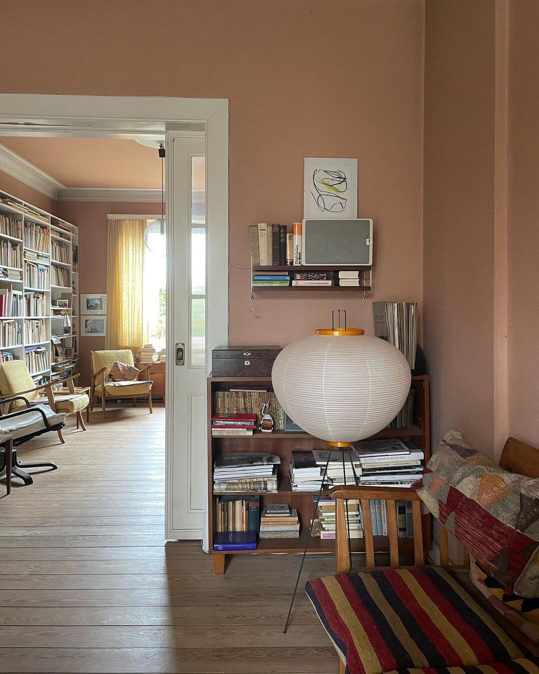 Akari 10A Floor Lamp