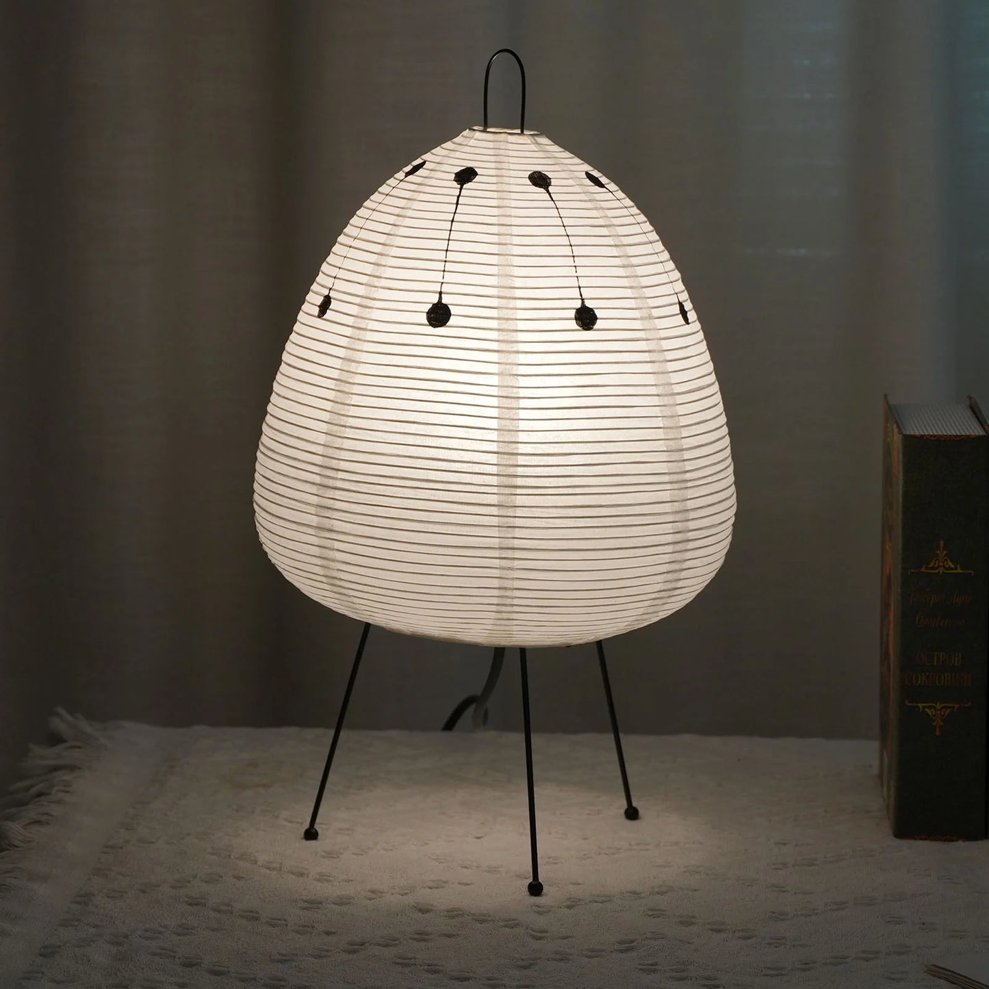 Akari 1A Series Table Lamp, Noguchi Lamp