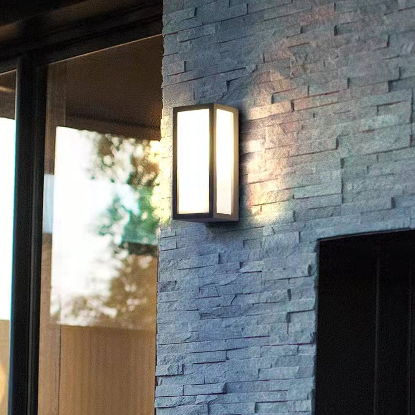 Amsel Outdoor Wall Lamp