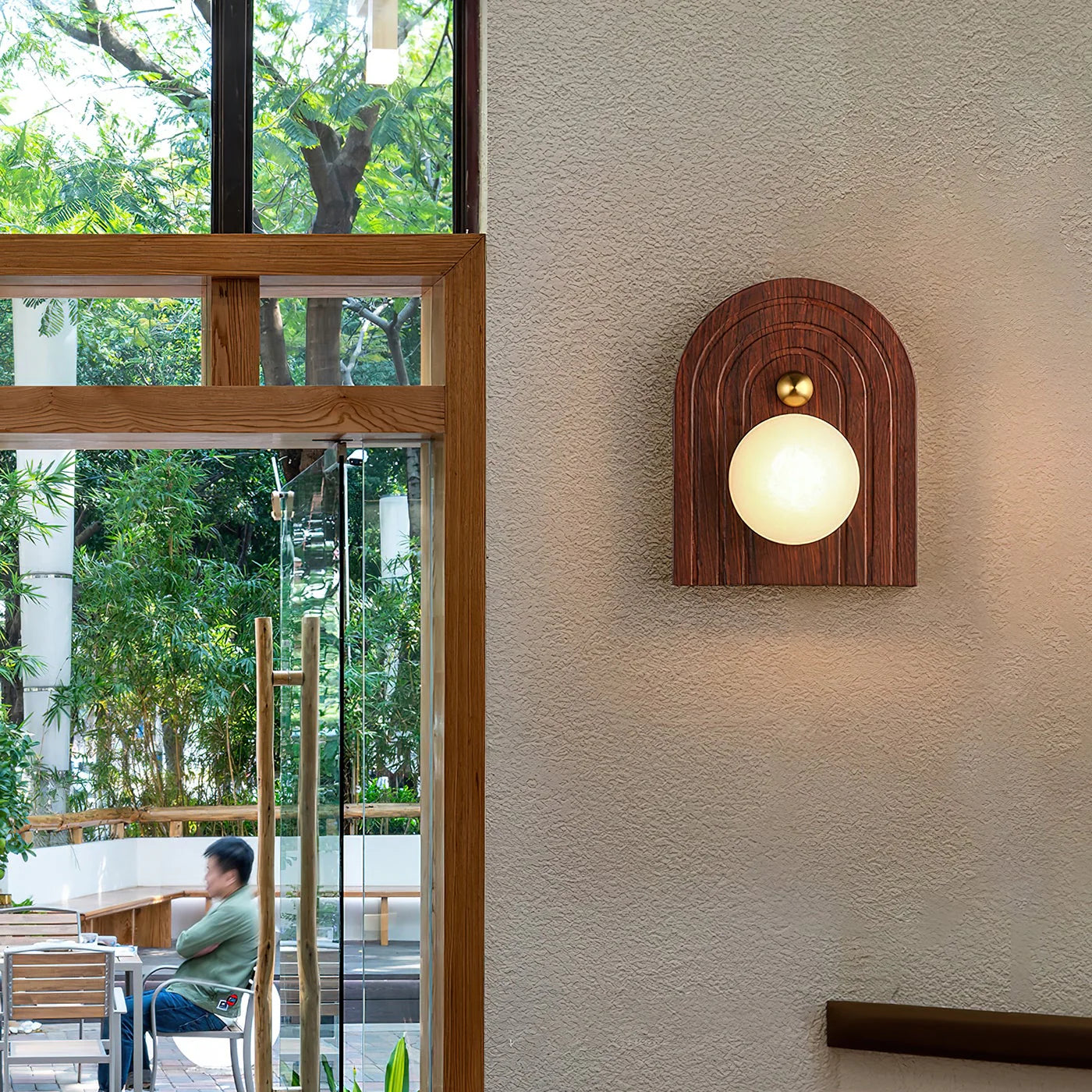 Arcoa Alabaster Wall Lamp