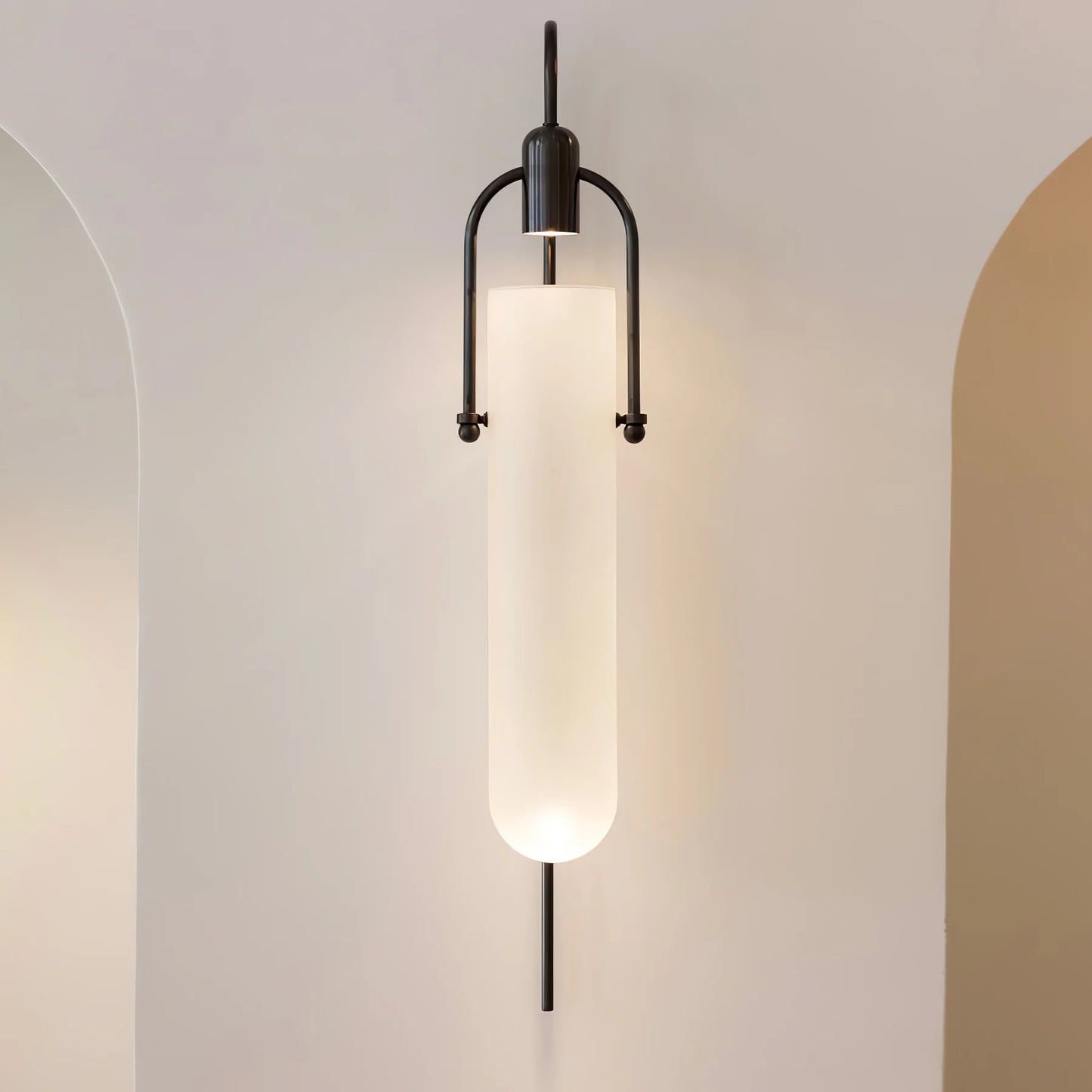 Arc Wall Lamp