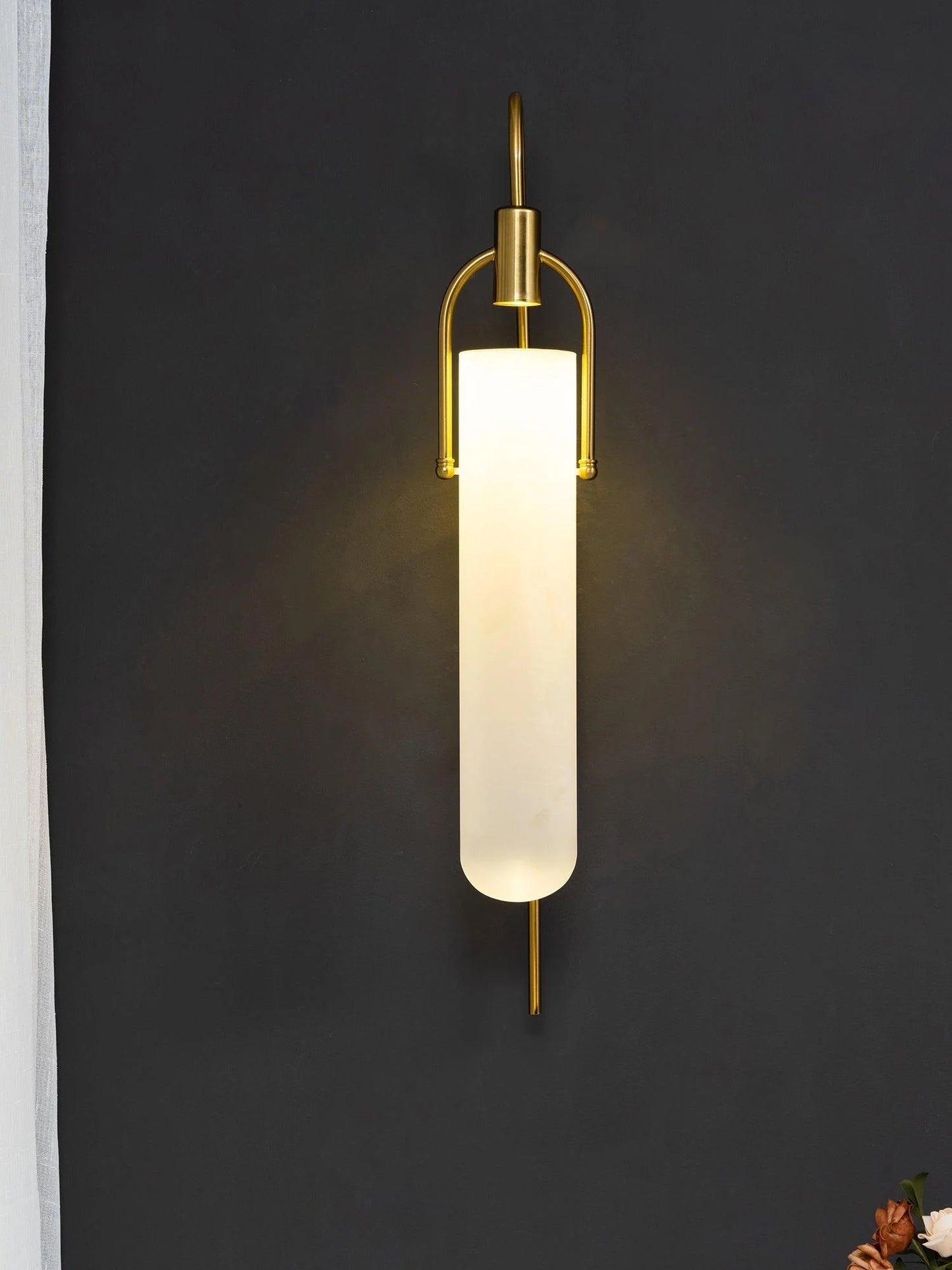 Arc Wall Lamp