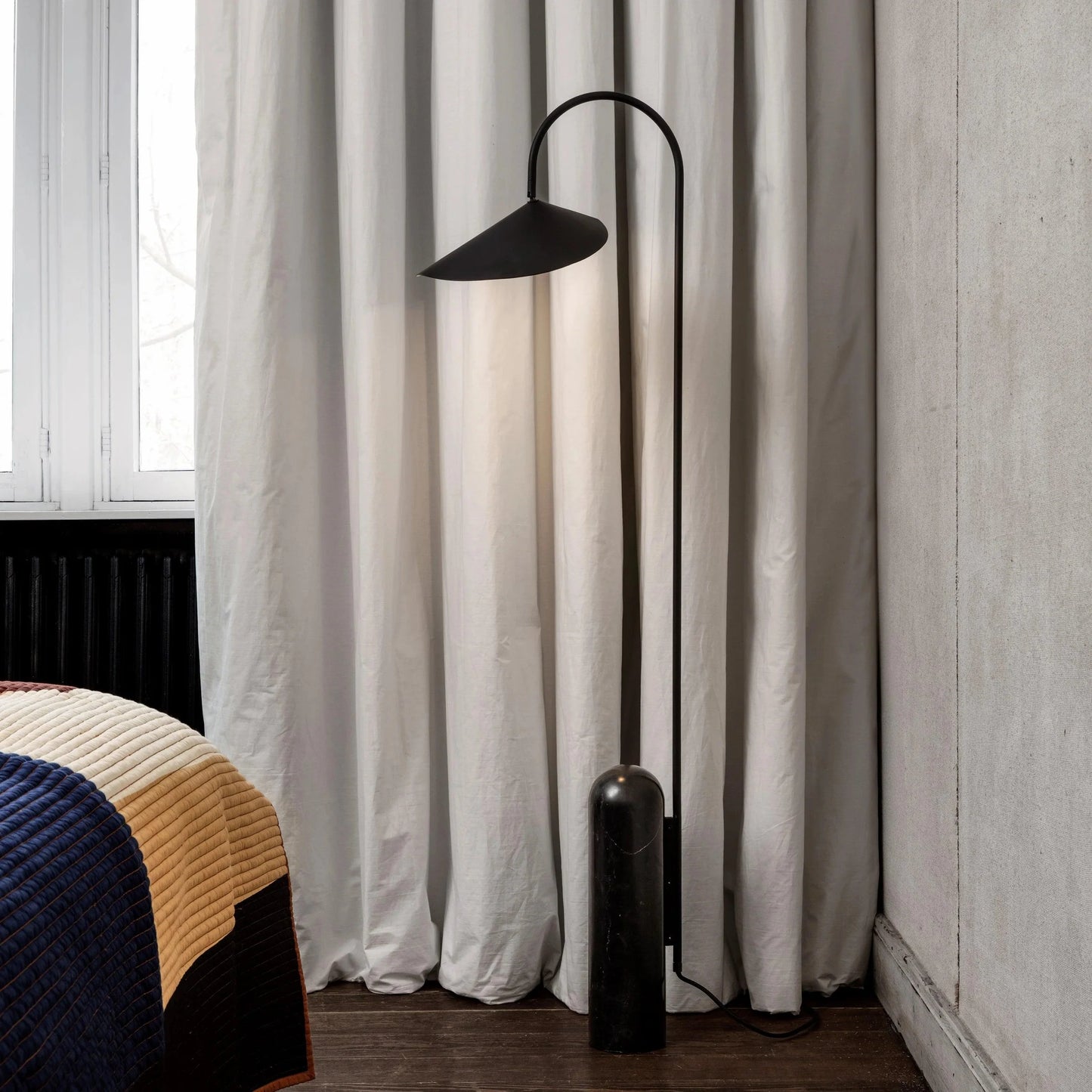 Arum Floor Lamp
