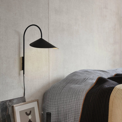 Arum Wall Lamp