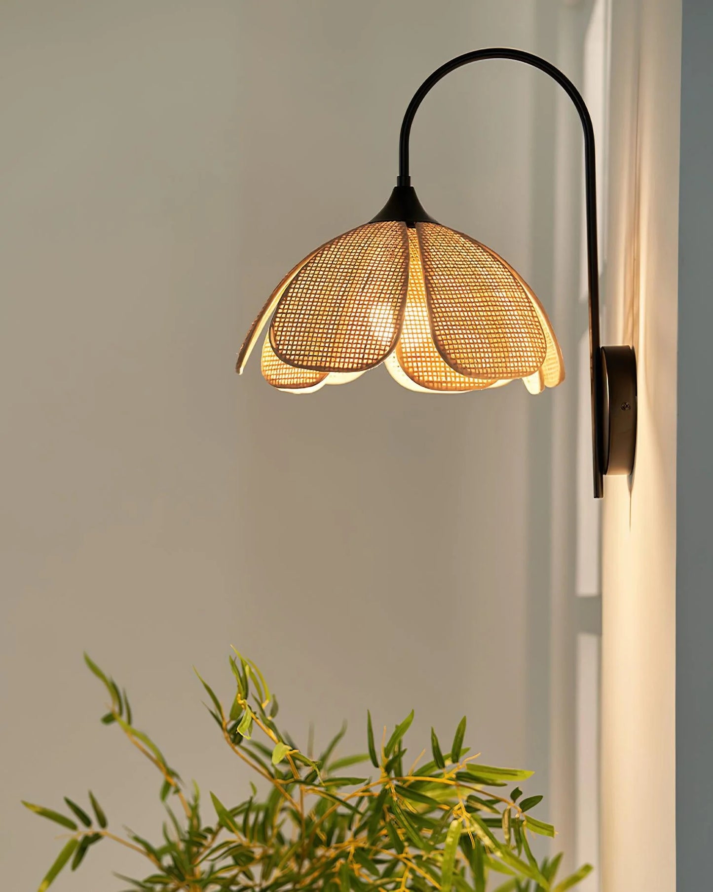 Bloom Rattan Wall Lamp