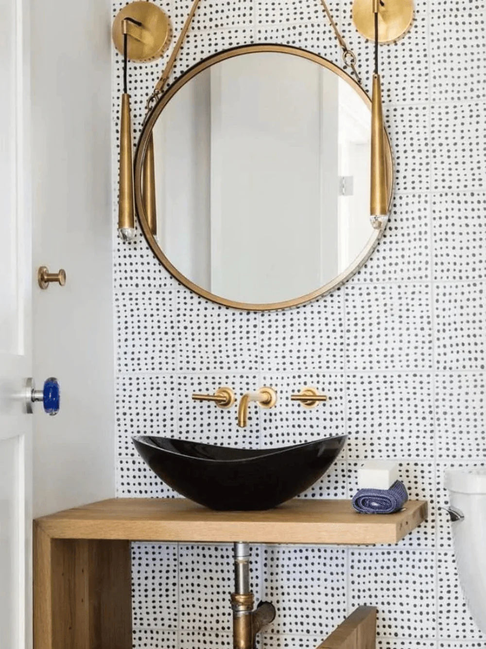 Brass Cone Wall Lamp