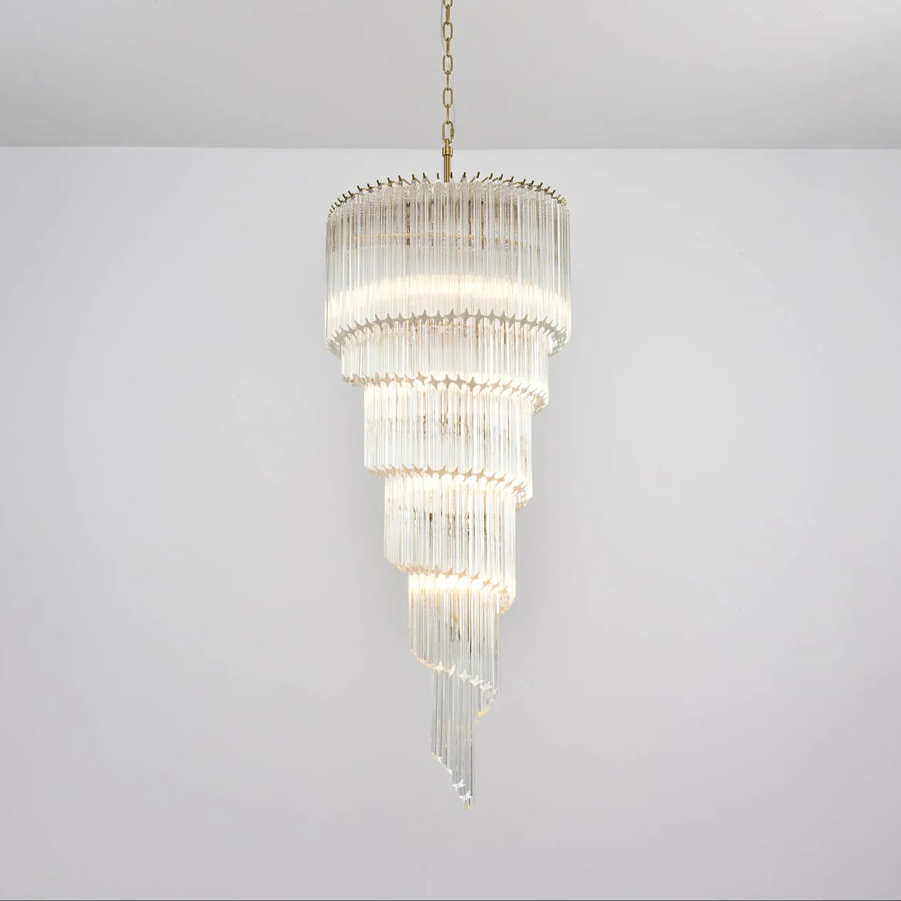 Cascada Spiral Clear Chandelier