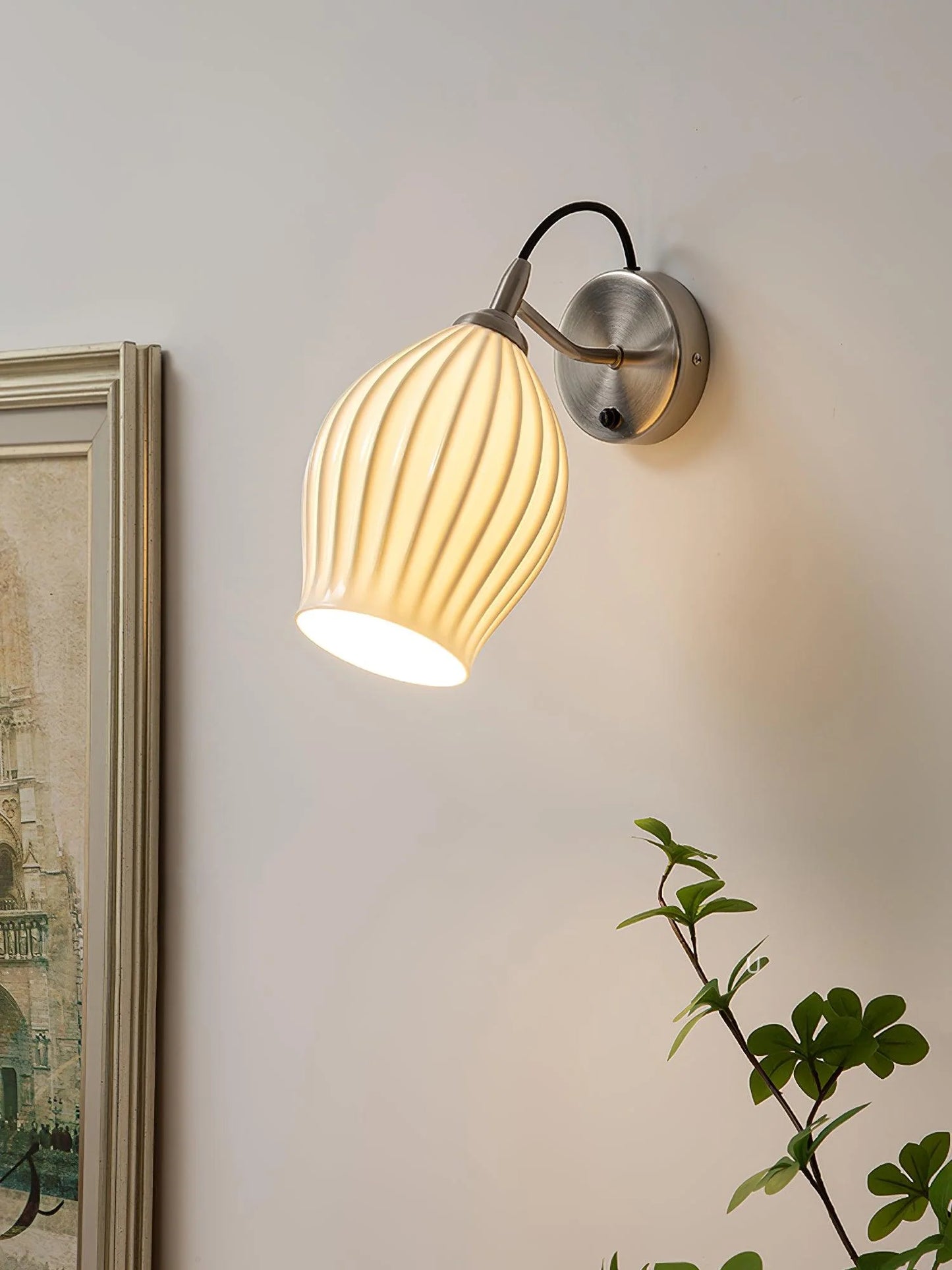 Ceramic Ribbed Wall Light