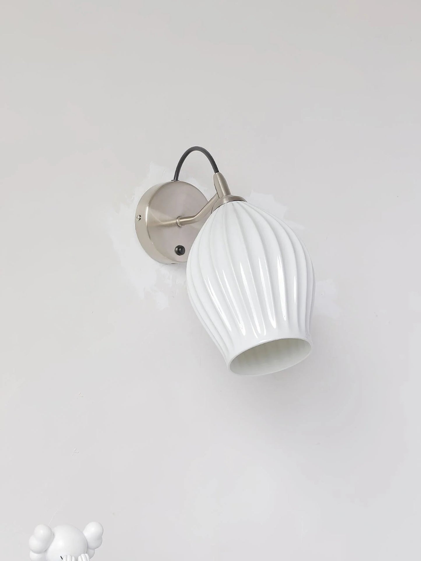 Ceramic Ribbed Wall Light