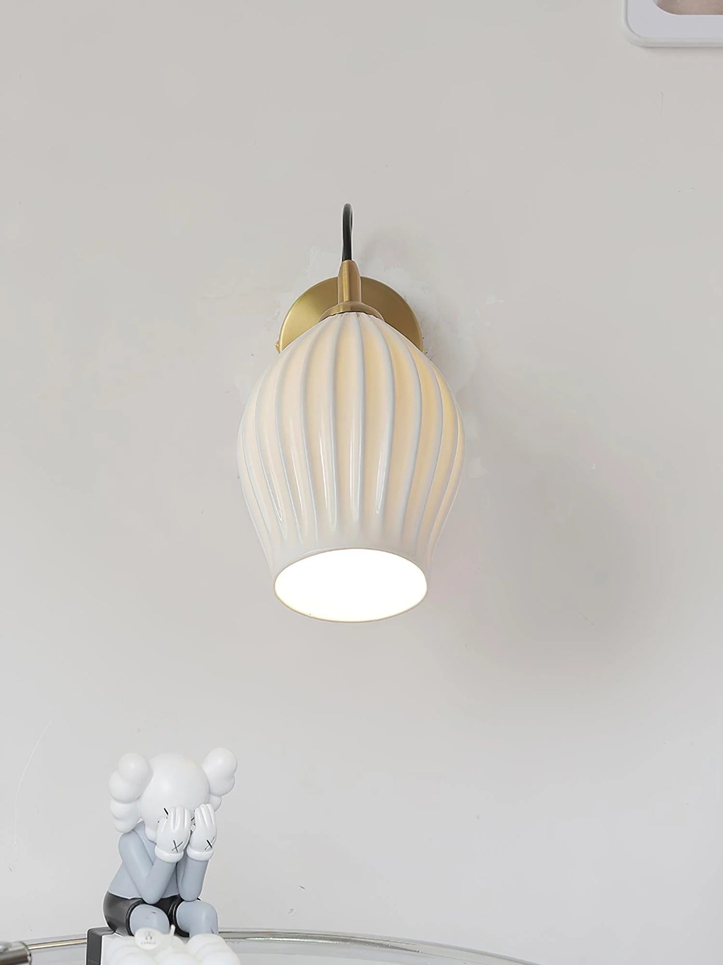 Ceramic Ribbed Wall Light