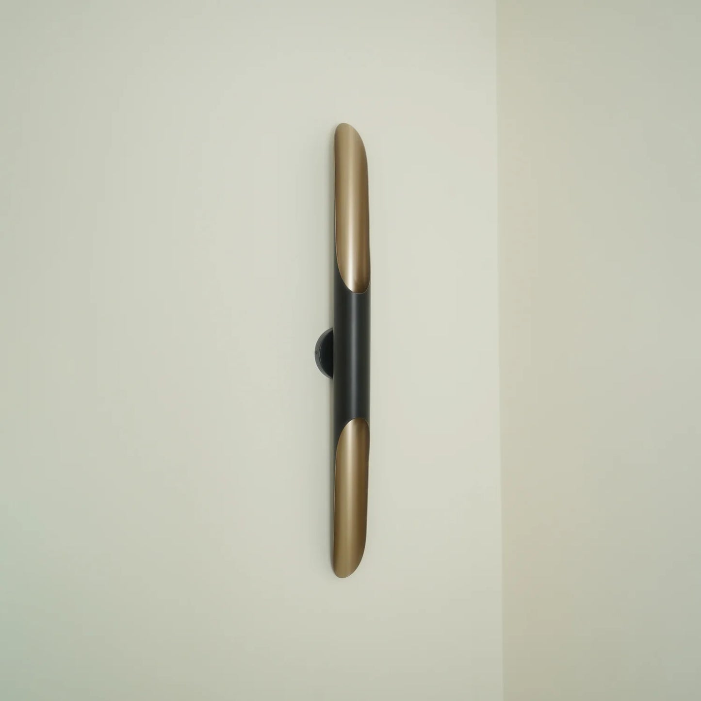 Coltrane Wall Lamp