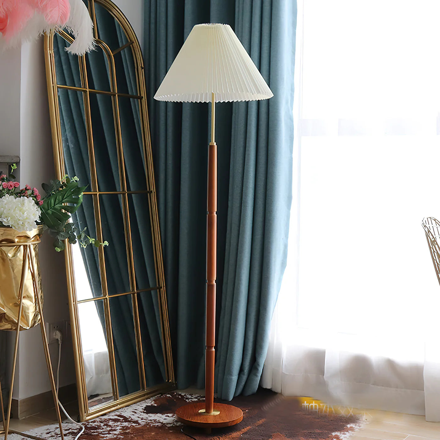 Cone Pleated Floor Lamp