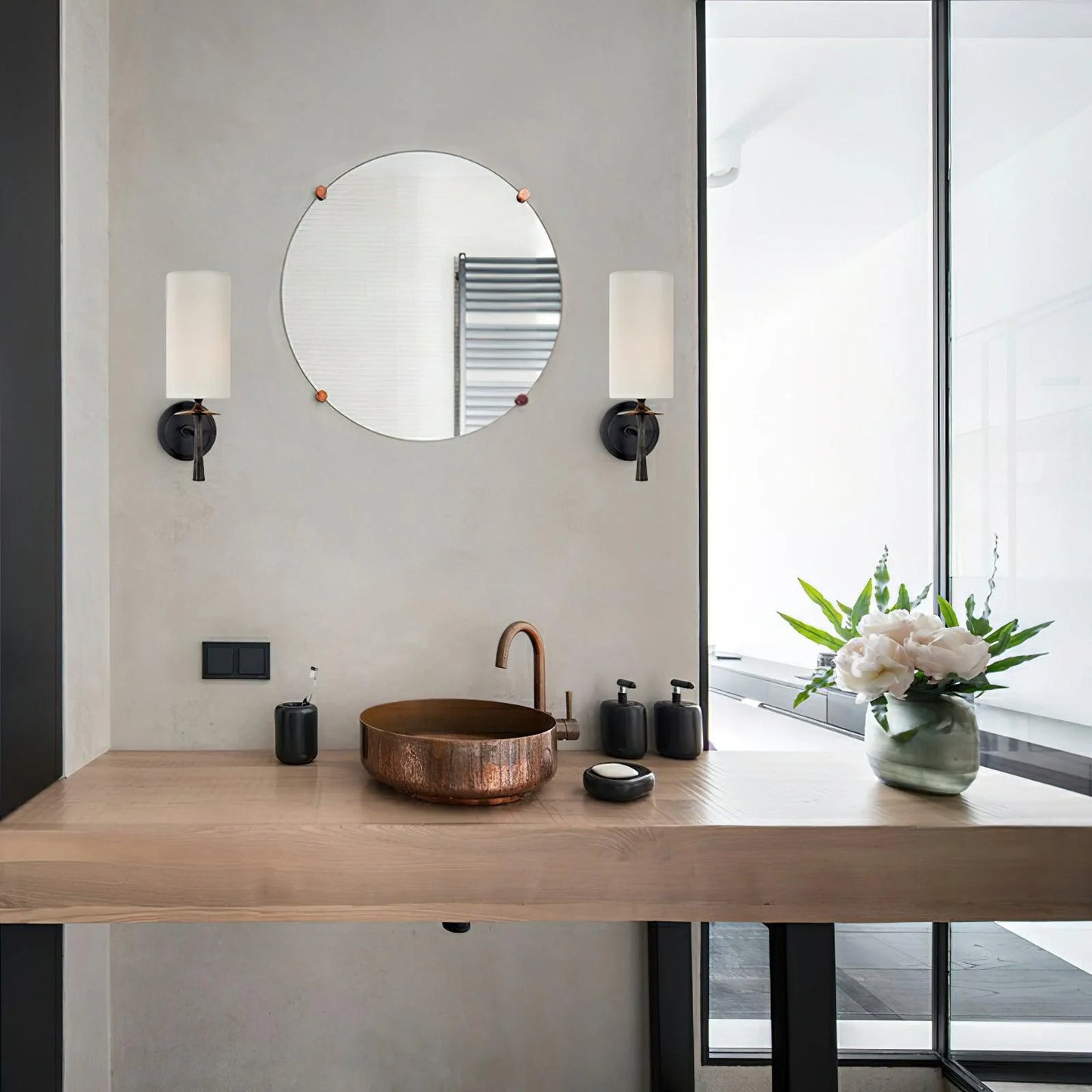 Crescent Glow Wall Lamp