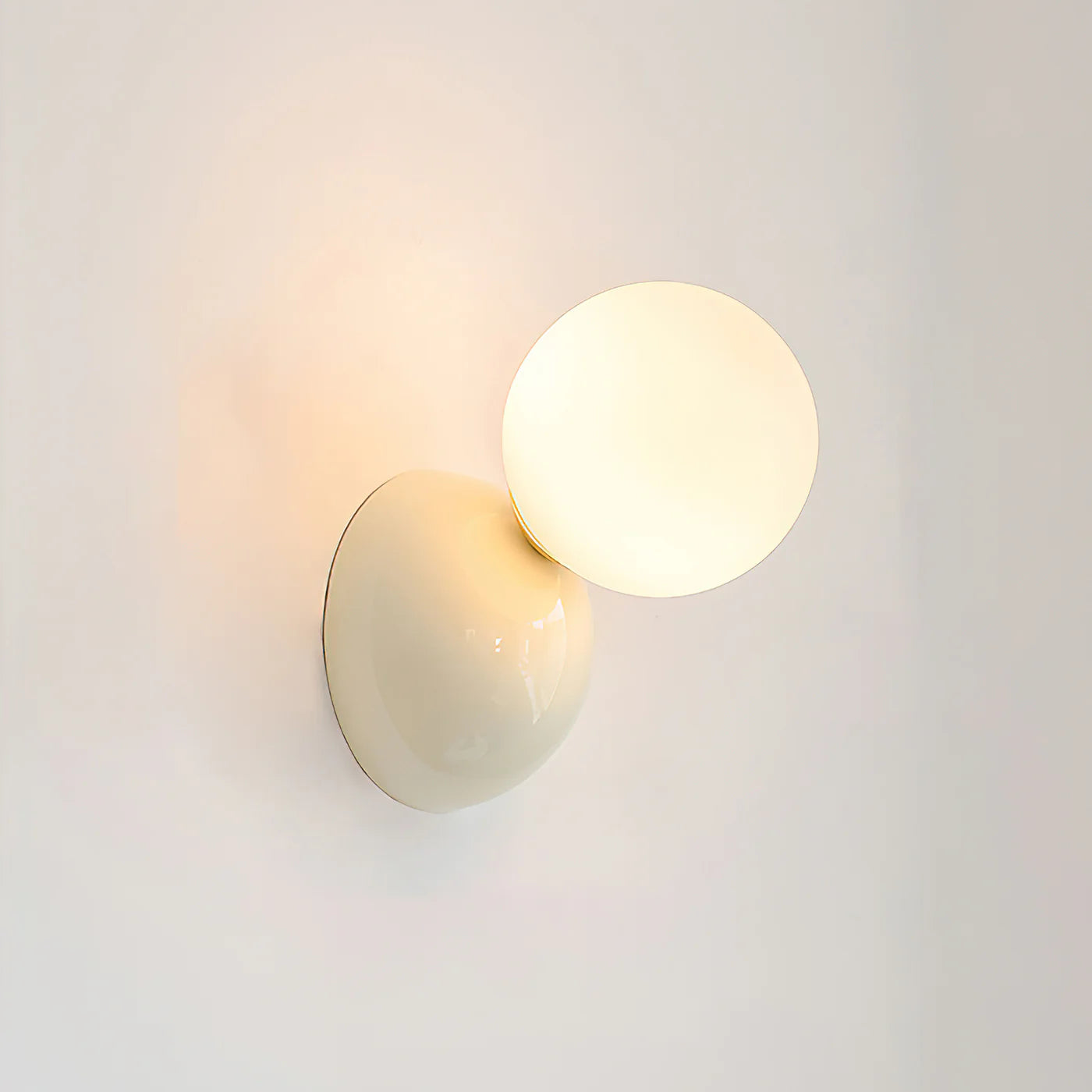 Dalila Wall Lamp