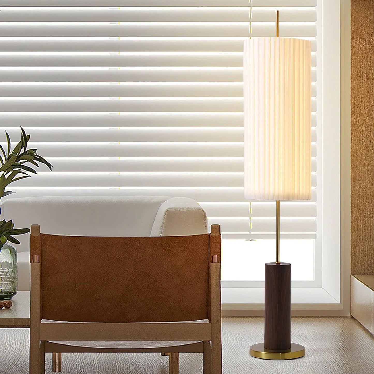 Dorica Floor Lamp