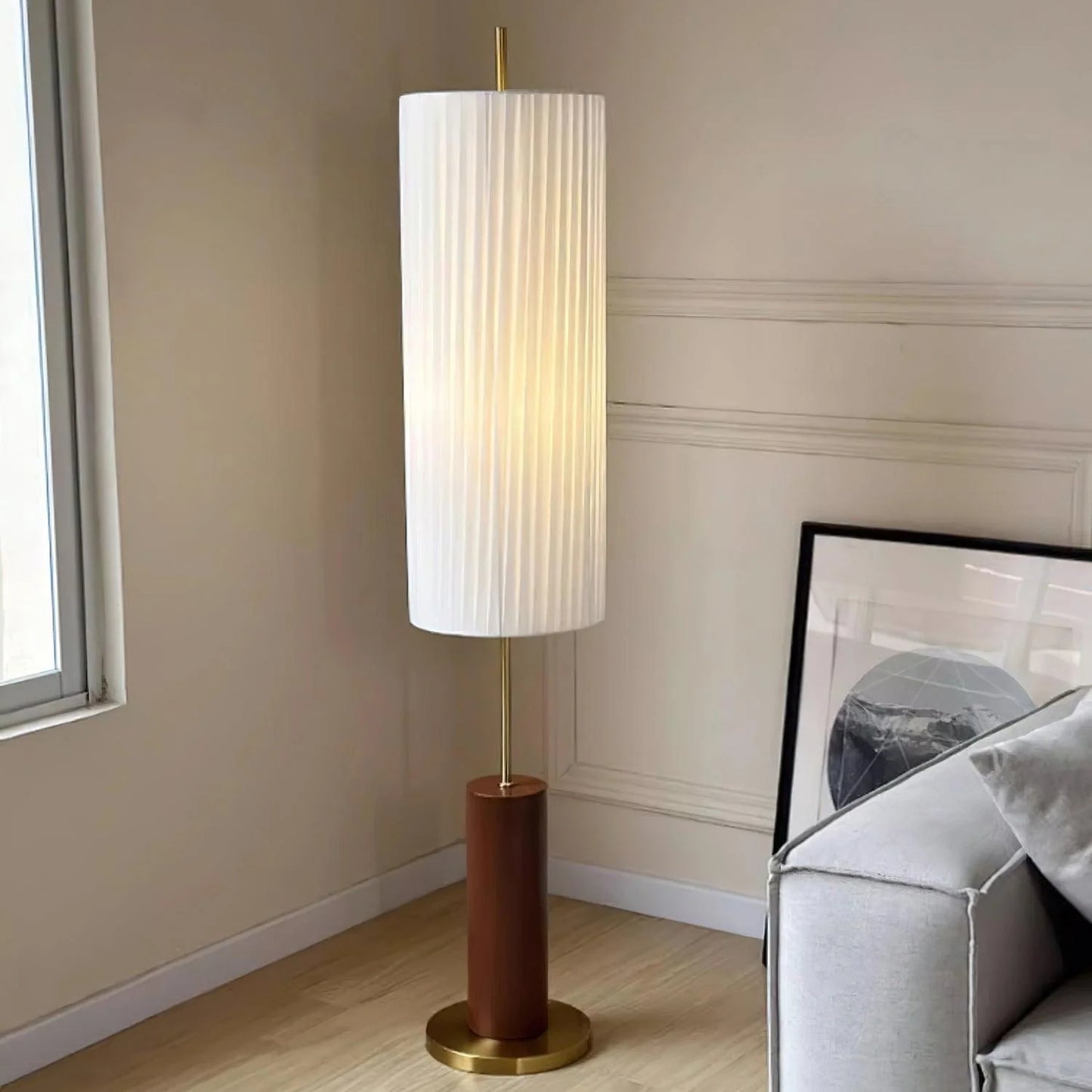 Dorica Floor Lamp