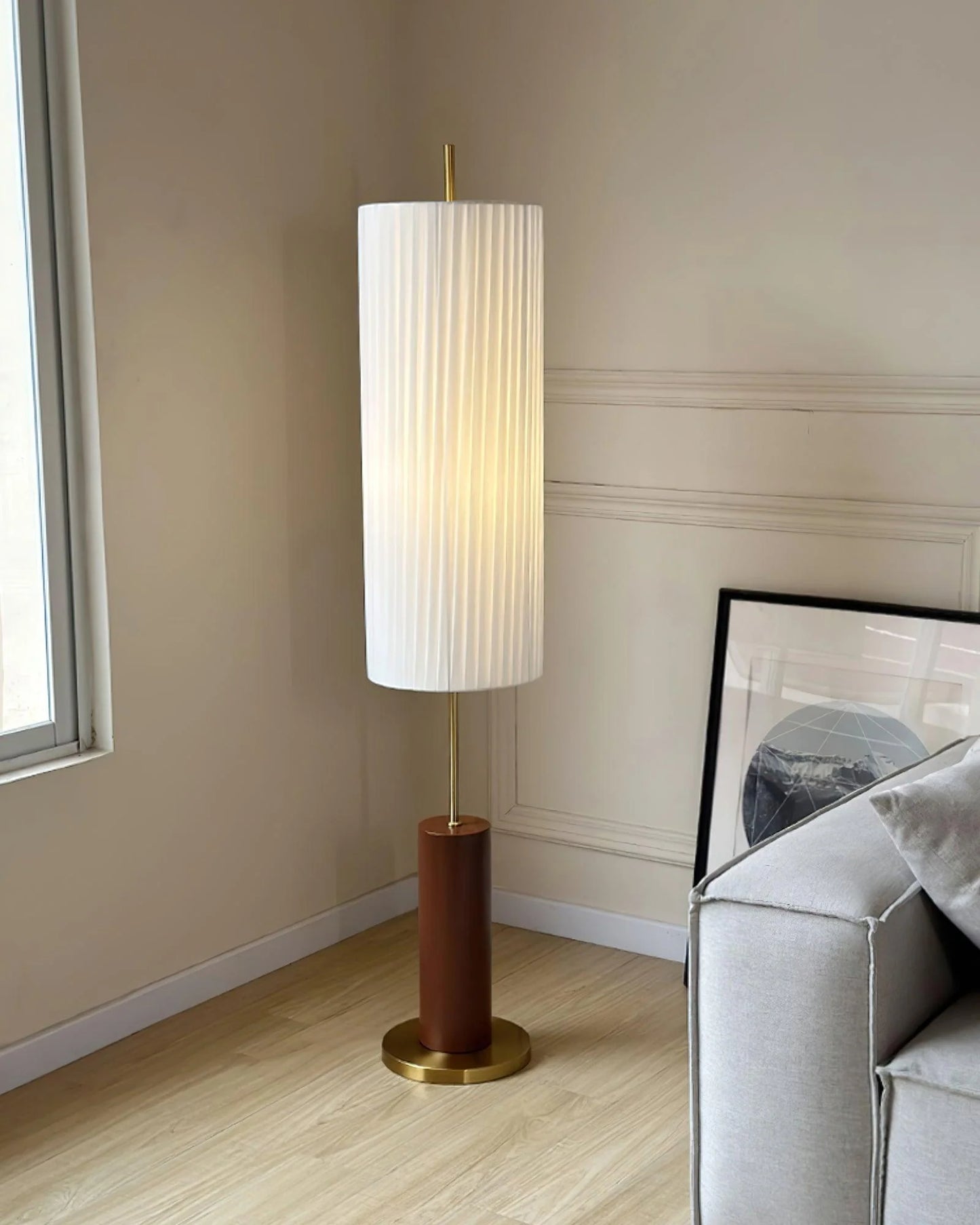 Dorica Floor Lamp