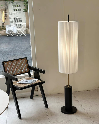 Dorica Floor Lamp