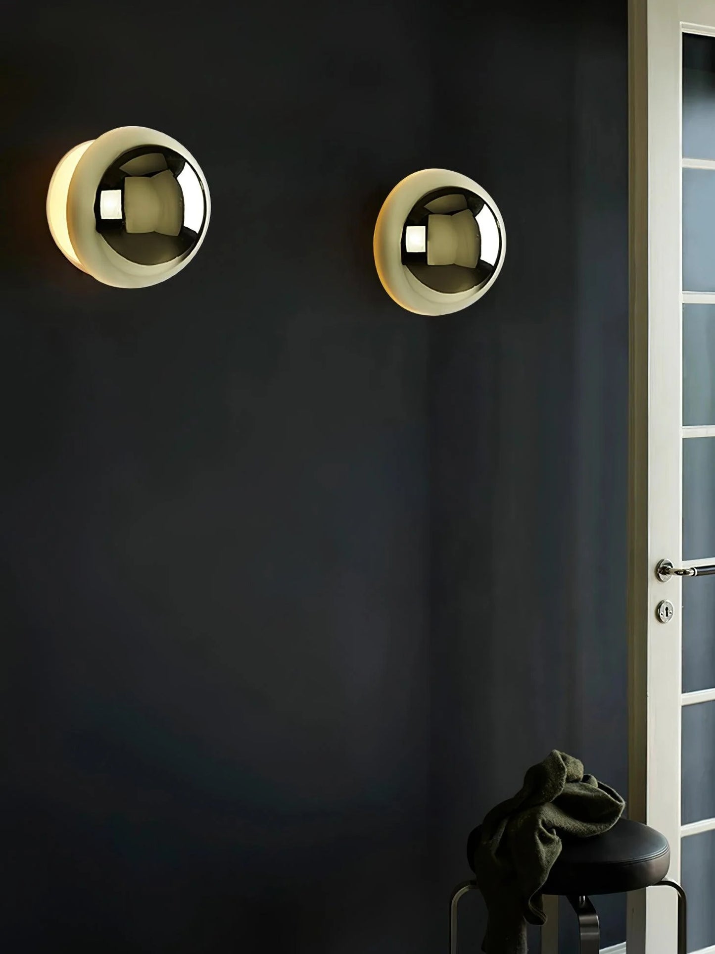 Aurum Sphere Wall Lamp
