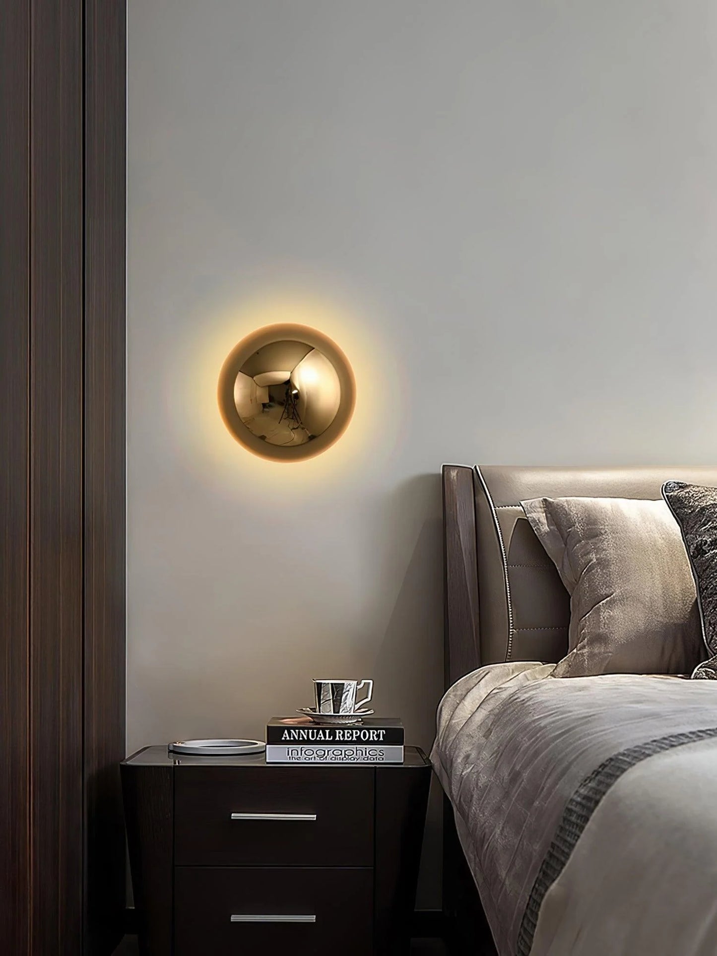 Aurum Sphere Wall Lamp
