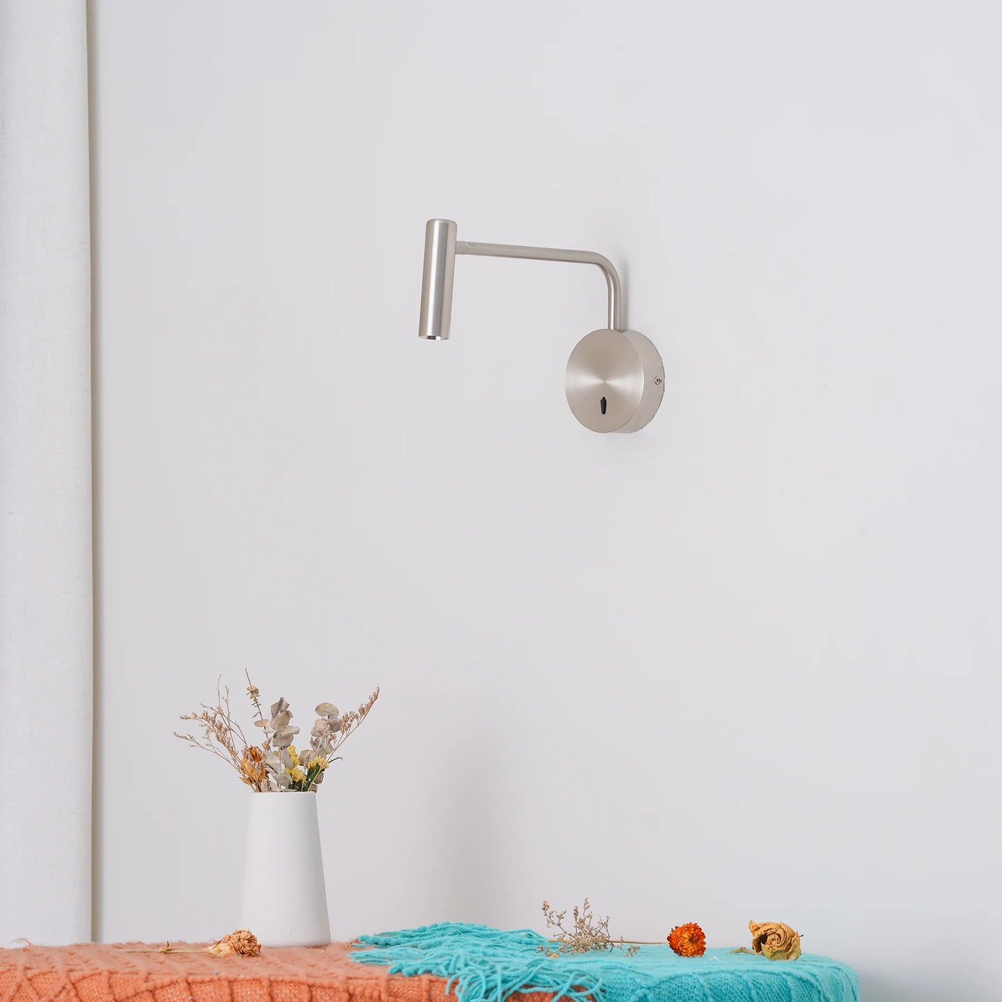 Minimalist Disc LED Wall Light