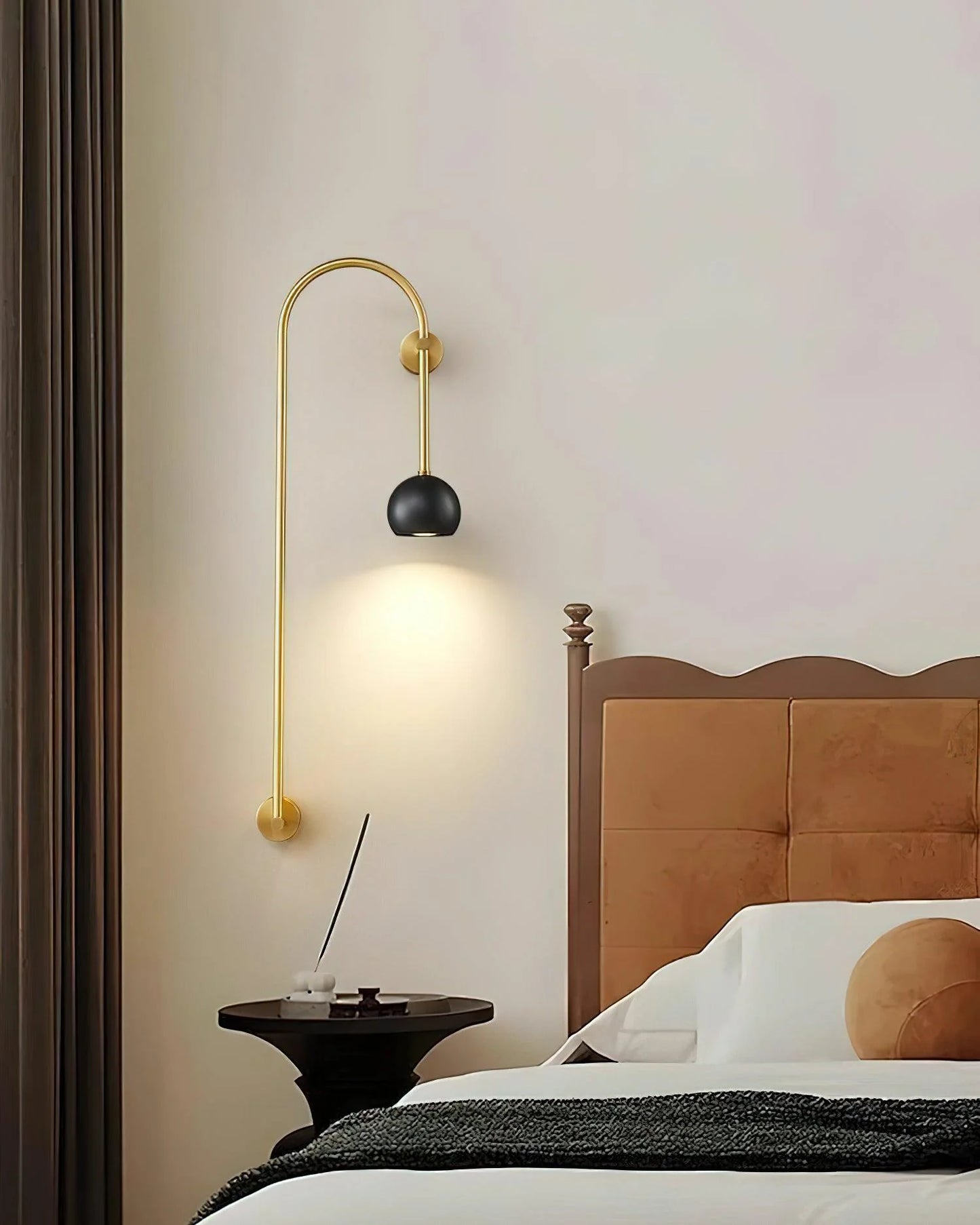 Evelyn Arc Wall Light