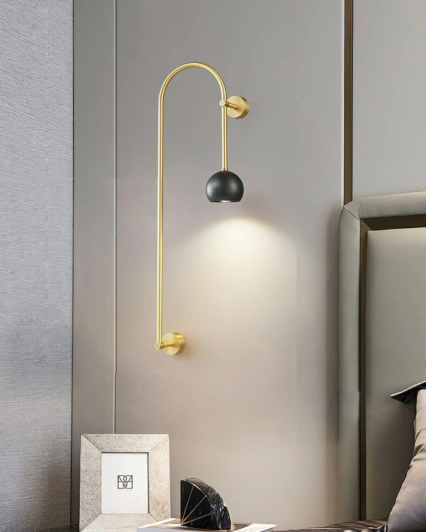 Evelyn Arc Wall Light