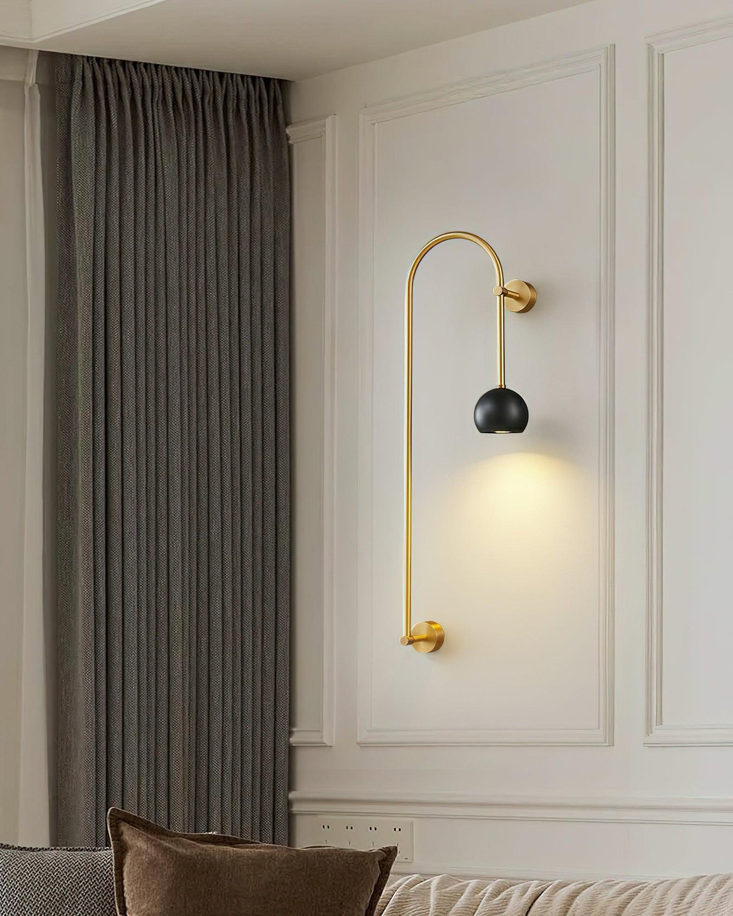 Evelyn Arc Wall Light