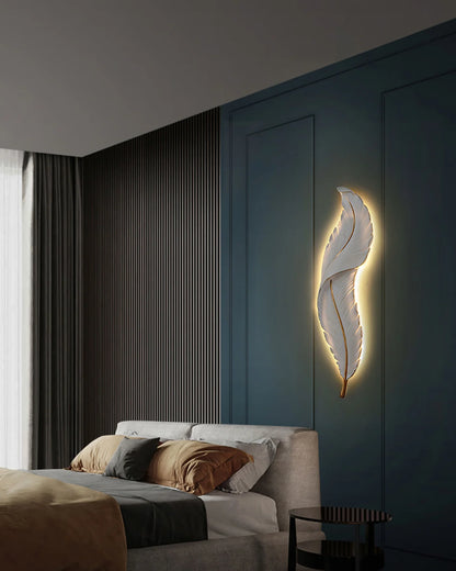 Feather Wall Lamp