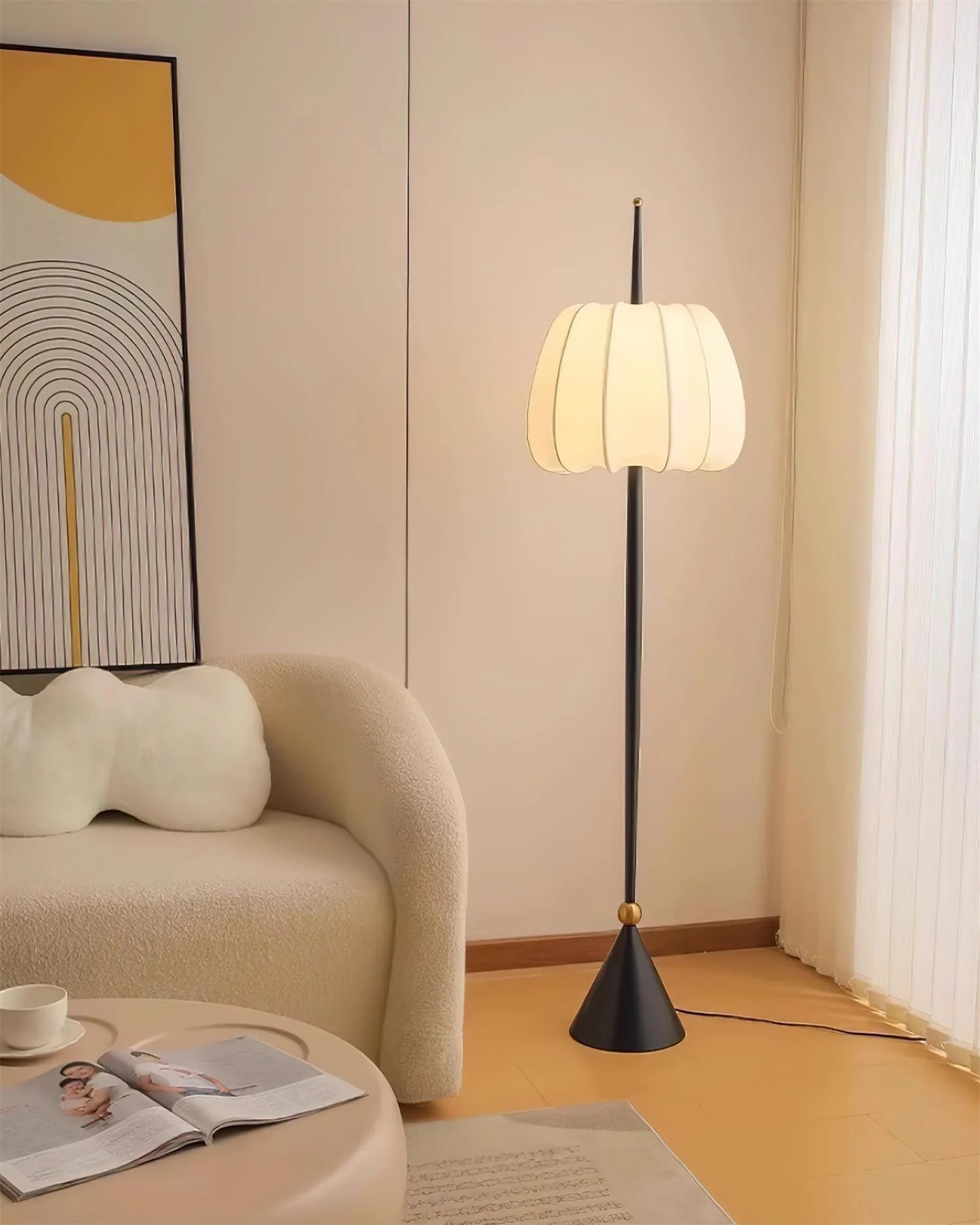 Folia Floor Lamp