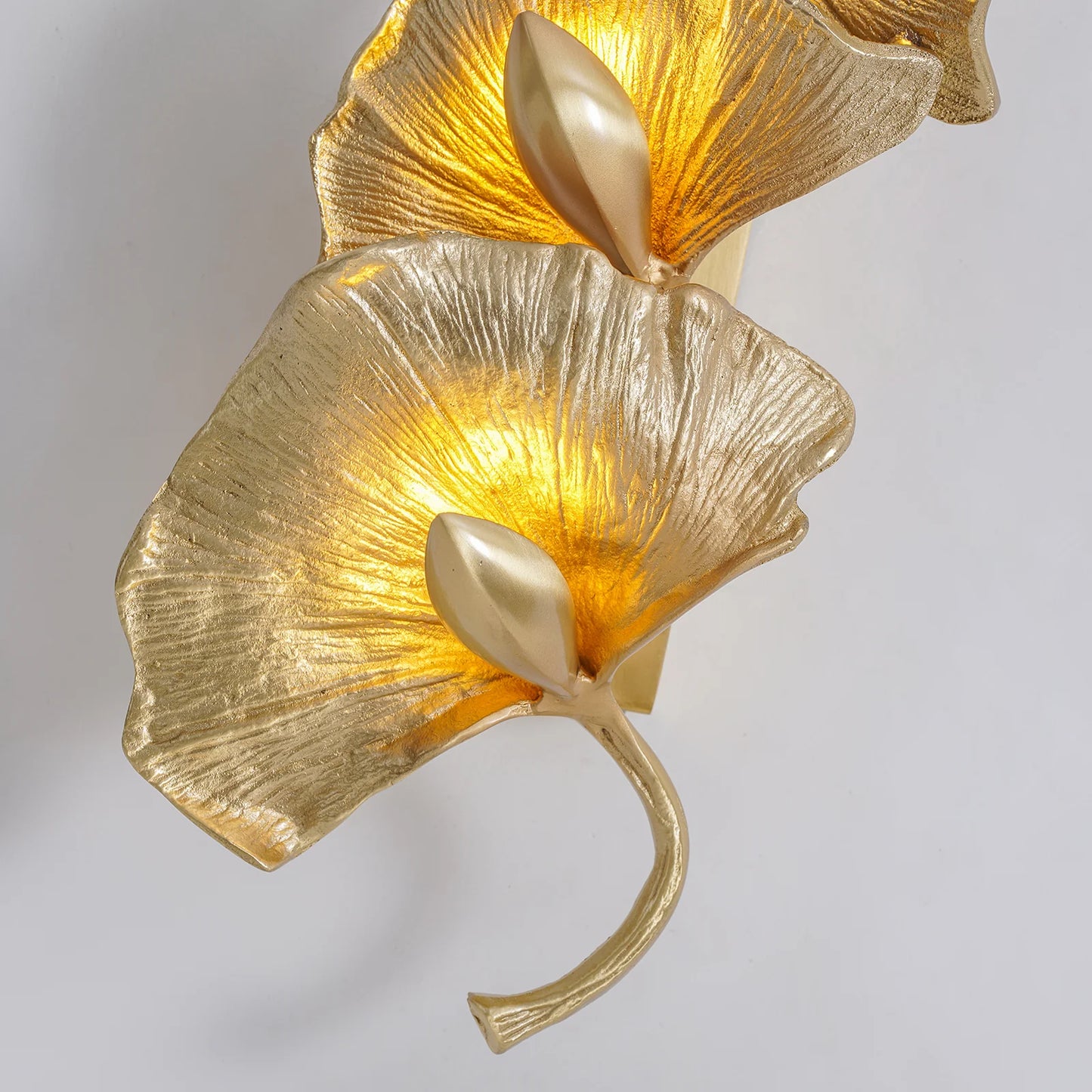 Ginkgo Leaf Wall Lamp