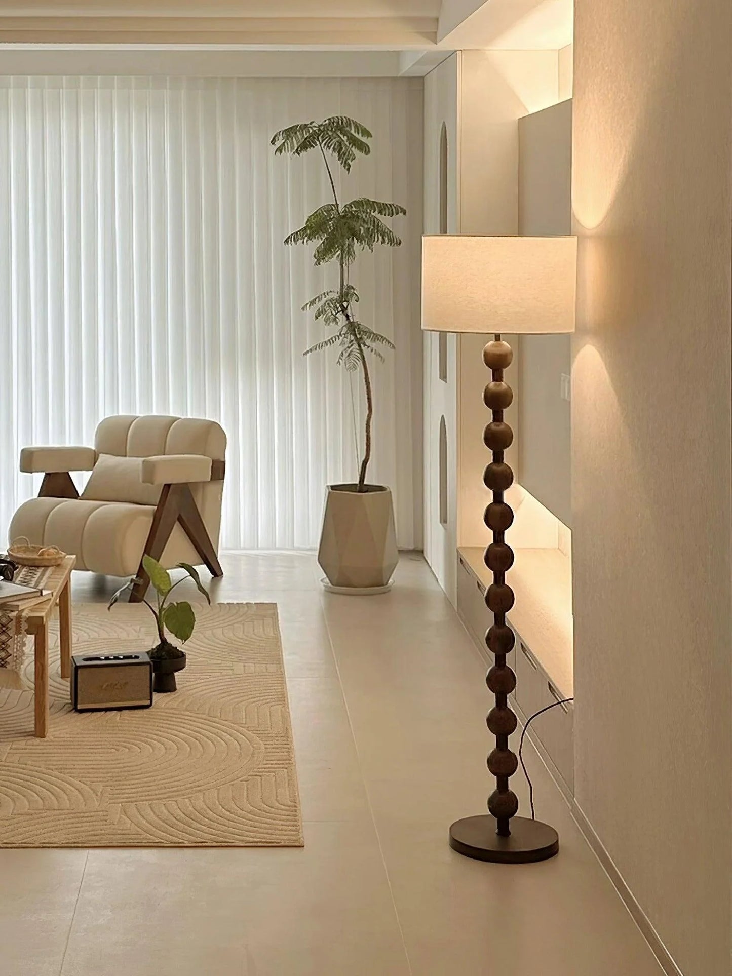 Hugo Barbell Floor Lamp