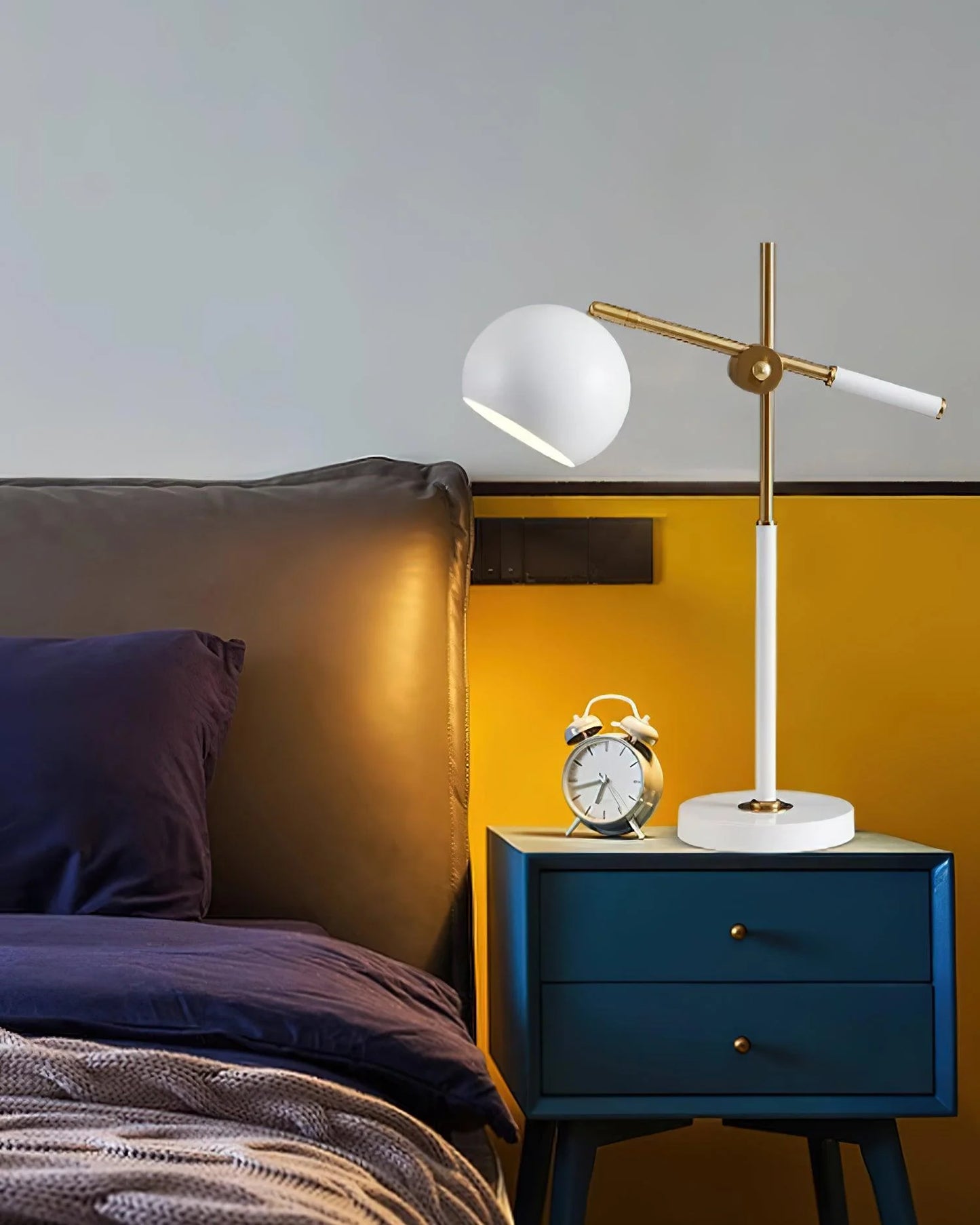 Isaac Table Lamp